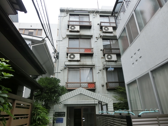 渋谷区一棟マンションの写真（1枚目）
